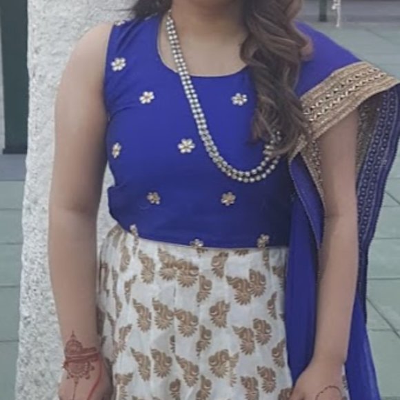 Blue and White Lehenga - Picture 7 of 7